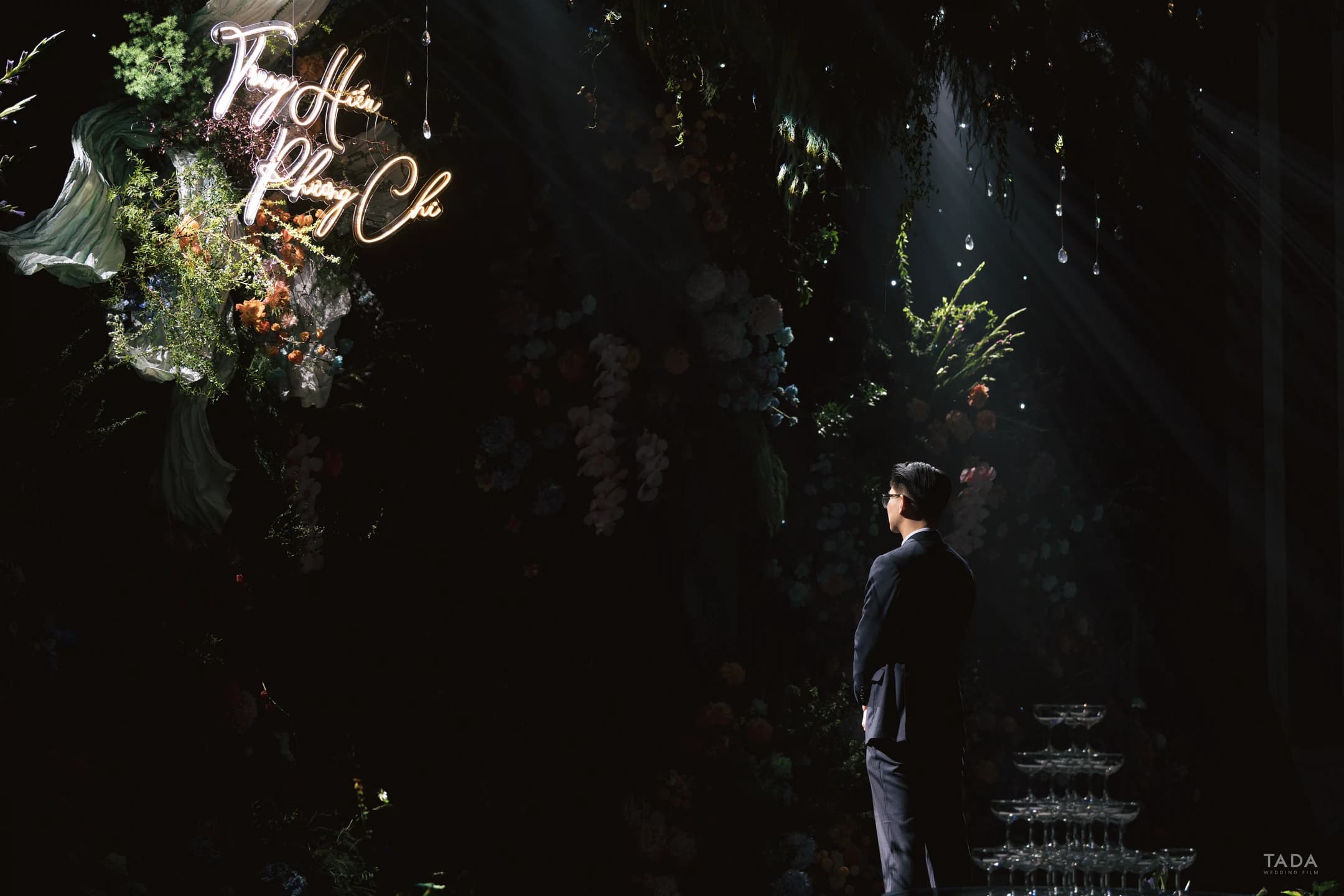 Hieu & Chi 28