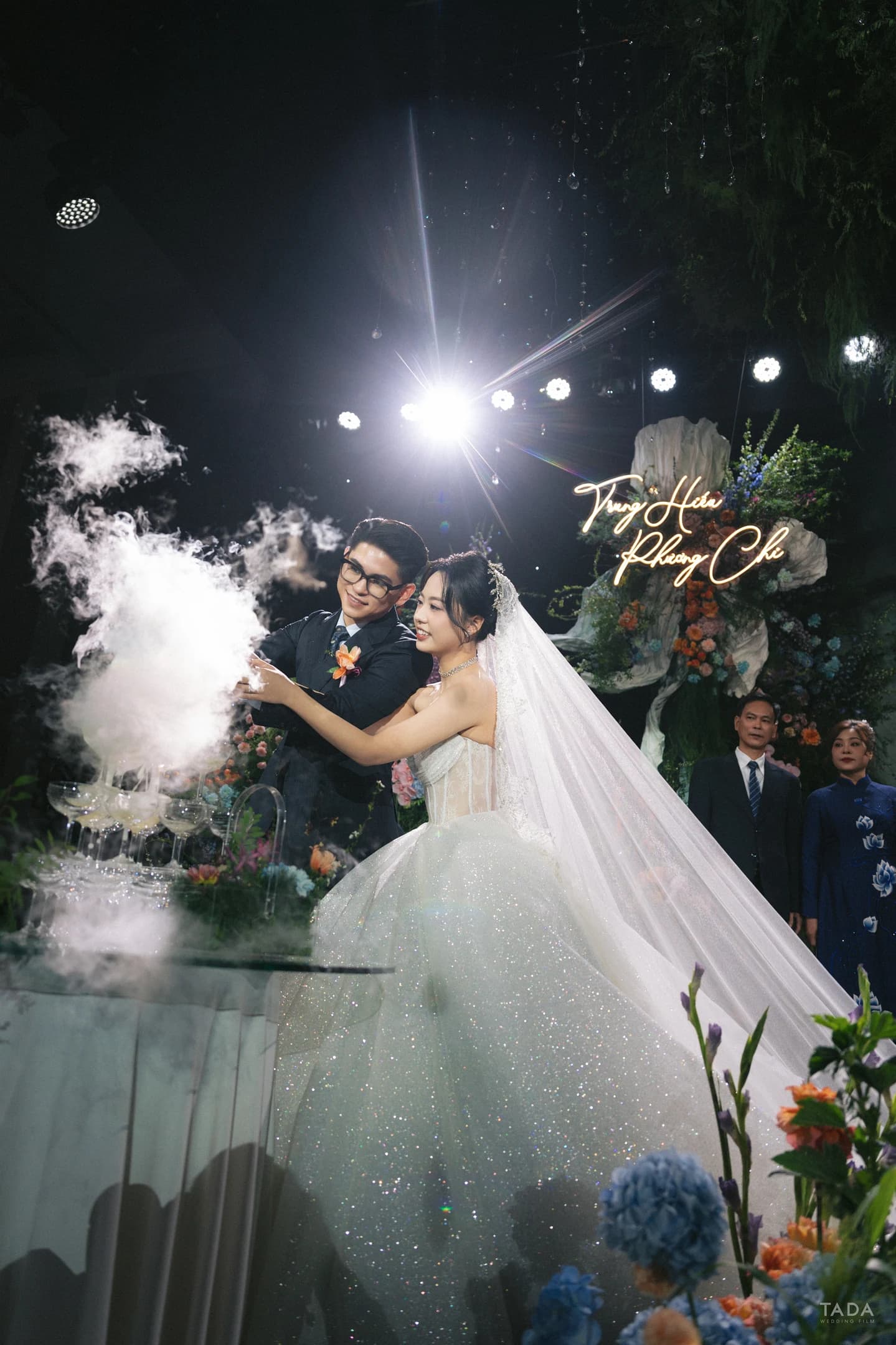 Hieu & Chi 44