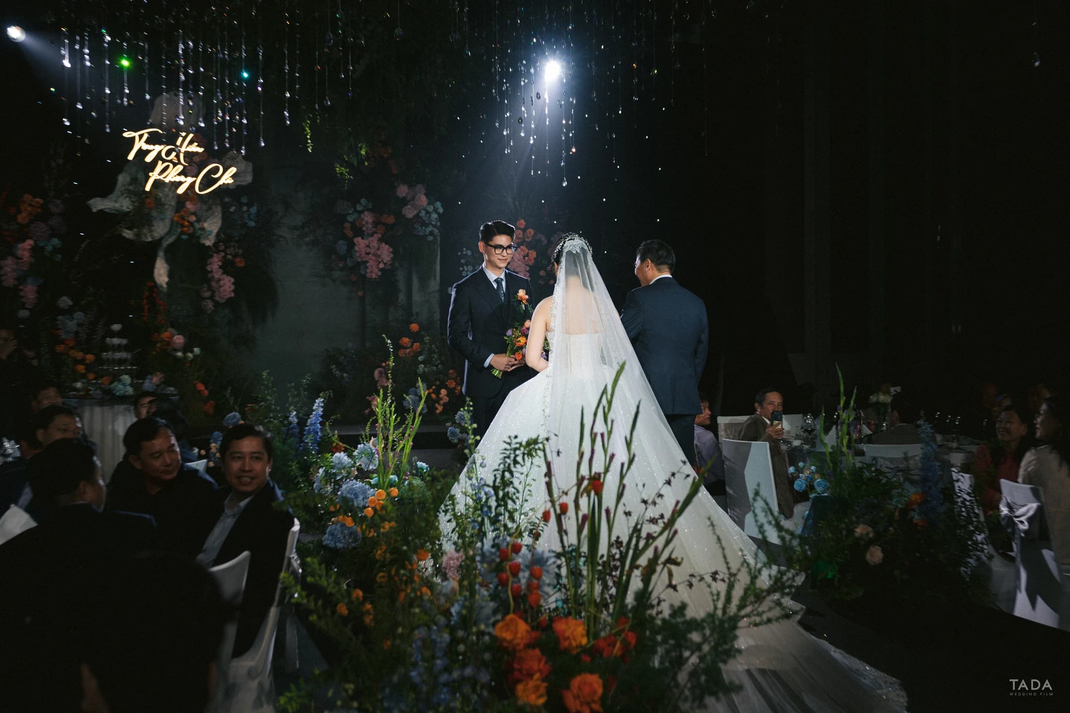 Hieu & Chi 40